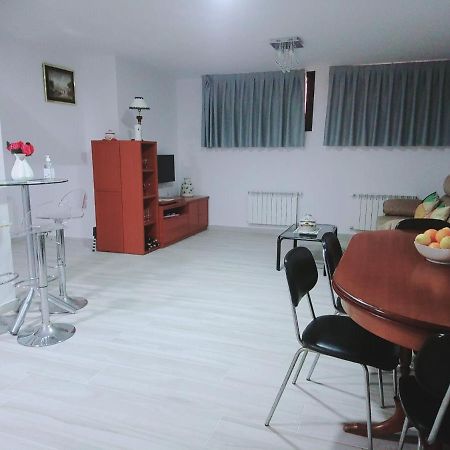 Apartamentos Las Huertas Villamiel Eksteriør bilde