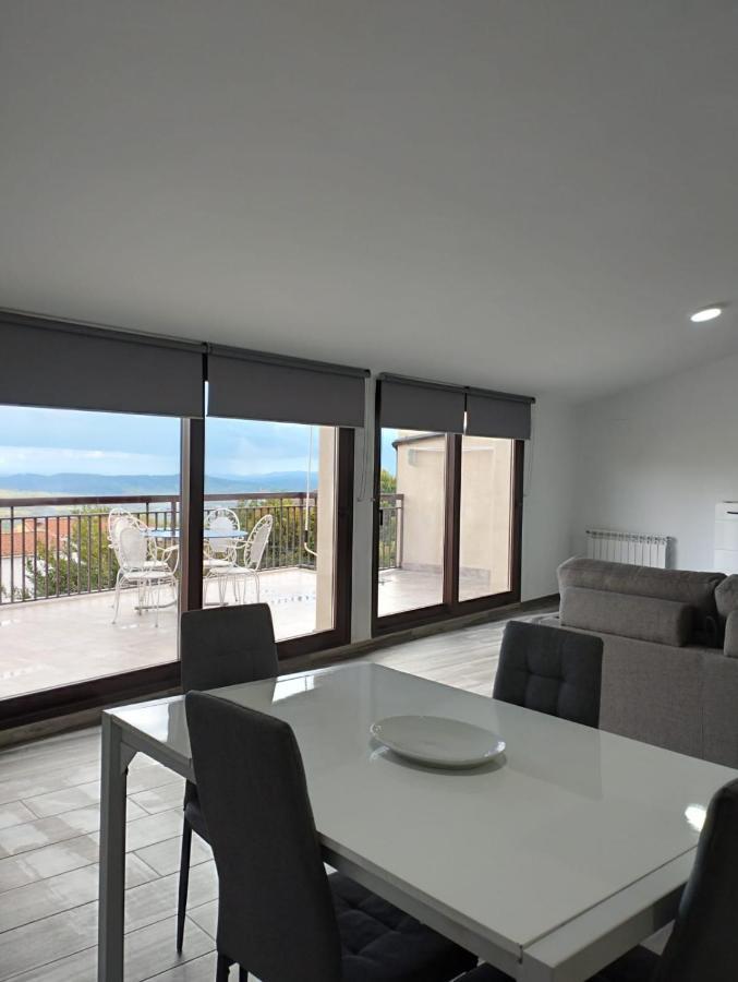 Apartamentos Las Huertas Villamiel Eksteriør bilde